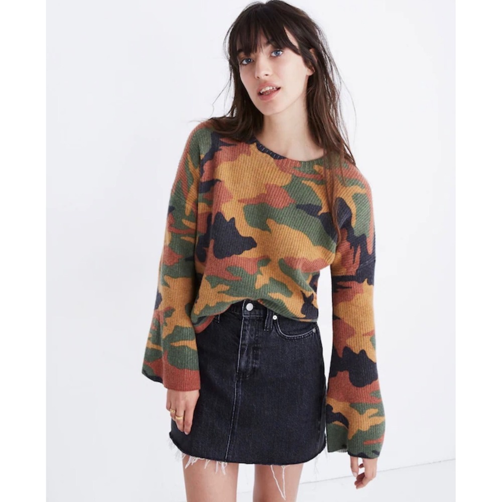 Madewell Merino Wool Camo Bell Sleeve Sweater‎ Womens Small Green Orange G2348